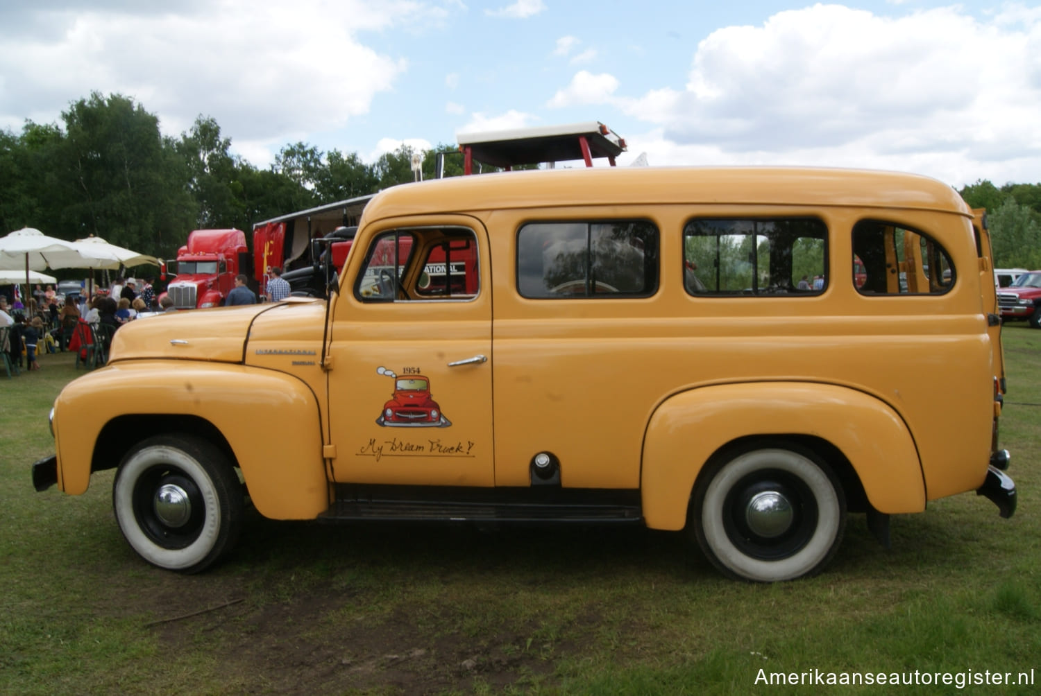 Vrachtwagens International Harvester uit 1953